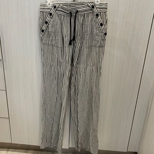 Black&White Striped Pants